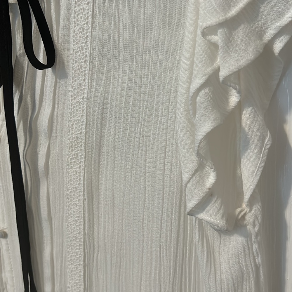 Women’s size small blouse - Picture 11 of 12